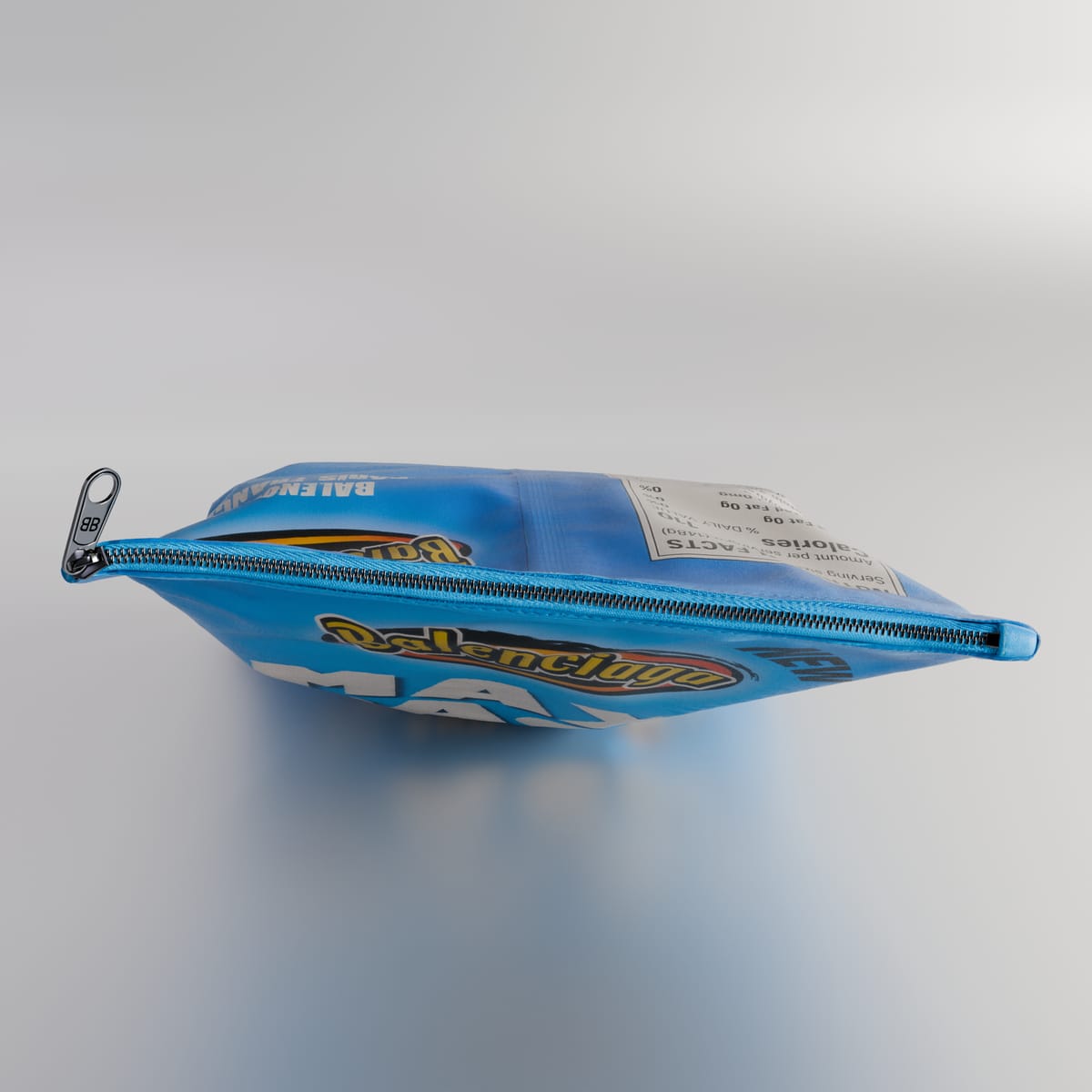 Crisp-packet clutch with zip and print, 3D scan