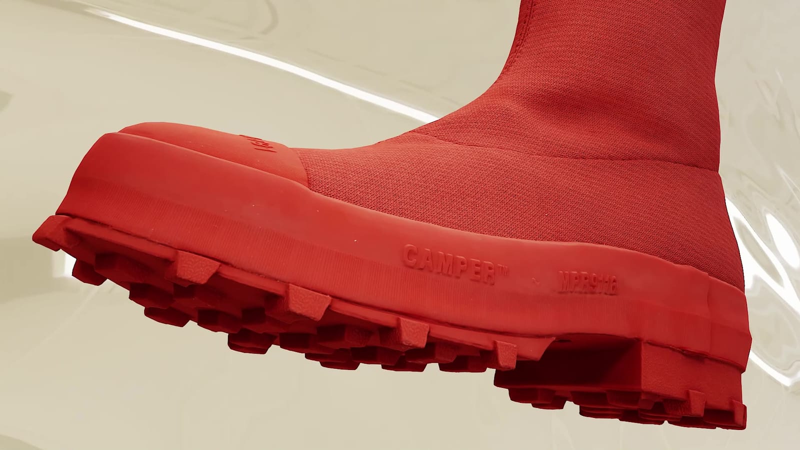 Cleated sole of the Traktori in close-up, CGI render